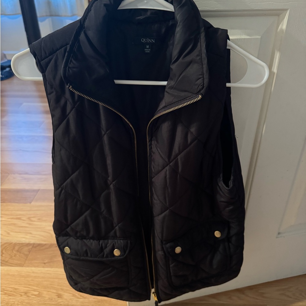 Quinn Women's Black Quilted Vest